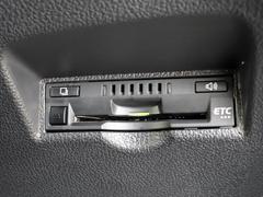 お車の装備、内外装の状態、お見積りの詳細等、様々なご質問もお受けいたします！お気軽にお問合せ下さい！ 7