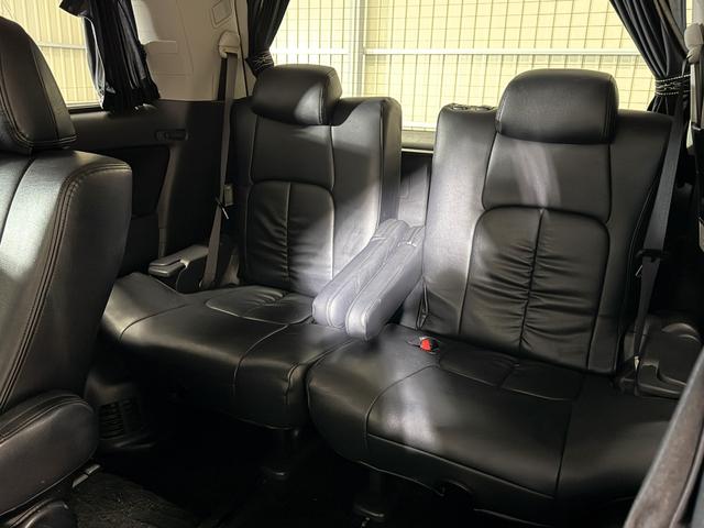 ヴェルファイア ２．４Ｚ　プラチナセレクションＩＩ　４ＷＤ　アルパイン８インチナビ　アルパイン１０，２インチフリップダウンモニター　本州仕入　フルセグＴＶ　フロント＆サイド＆バックカメラ　両側パワースライドドア　パワーバックドア　クラッツィオ革調カバー（38枚目）