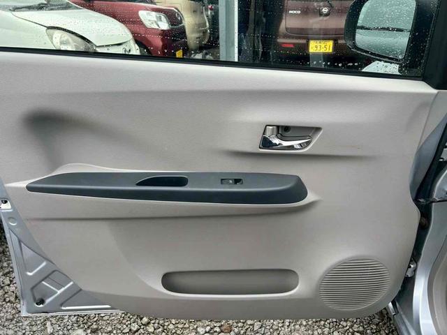 ピクシスエポック Ｘｆ　４ＷＤ　ナビ　ＴＶ　アイドリングストップ　ＣＶＴ　ＡＢＳ　Ｂｌｕｅｔｏｏｔｈ　エアコン　パワーステアリング　パワーウィンドウ　運転席エアバッグ（10枚目）
