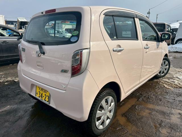 ピクシスエポック Ｘｆ　４ＷＤ　新品夏タイヤ　ナビ　Ｅｇスターター（10枚目）