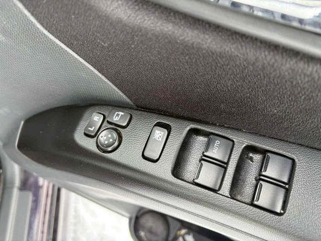 ソリオバンディット ＤＪＥ　４ＷＤ　ドライブレコーダー　ナビ　ＴＶ　オートクルーズコントロール　衝突被害軽減システム　両側電動スライドドア　ＨＩＤ　スマートキー　アイドリングストップ　電動格納ミラー　シートヒーター　ＣＶＴ（10枚目）