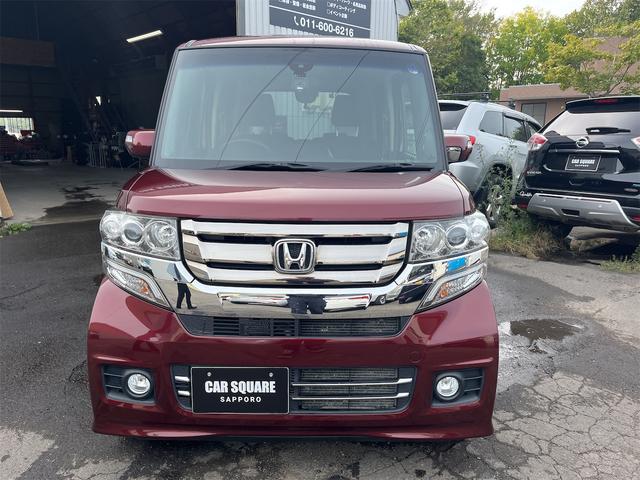 Ｎ－ＢＯＸカスタム Ｇ　４ＷＤ　ＥＴＣ　バックカメラ　両側スライドドア　ナビ　ＴＶ　オートライト　ＨＩＤ　スマートキー　アイドリングストップ　電動格納ミラー　シートヒーター　ベンチシート　ＣＶＴ　盗難防止システム　ＡＢＳ（12枚目）