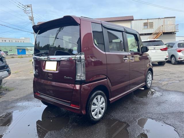 Ｎ－ＢＯＸカスタム Ｇ　４ＷＤ　ＥＴＣ　バックカメラ　両側スライドドア　ナビ　ＴＶ　オートライト　ＨＩＤ　スマートキー　アイドリングストップ　電動格納ミラー　シートヒーター　ベンチシート　ＣＶＴ　盗難防止システム　ＡＢＳ（15枚目）