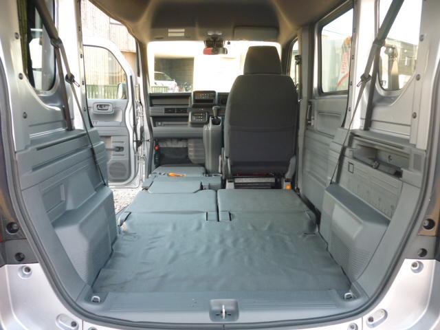 Ｎ－ＶＡＮ Ｇ・ホンダセンシング　４ＷＤ　衝突被害軽減ブレーキ　ＶＳＡ　スタッドレス積込（11枚目）