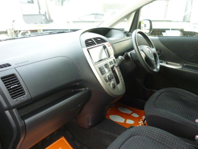 ラクティス G Lパッケージ 4WD ナビ TV Bカメラ ETC(4枚目)