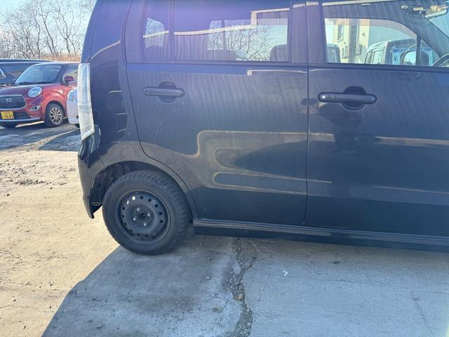 ワゴンRスティングレー X 4WD, 検令和9年5月5日, スマートキー2個, タイミングチェーン, スタッドレス装着済(8枚目)