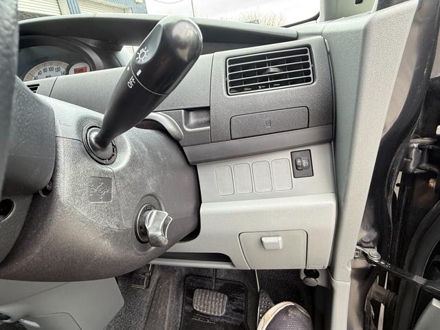 ムーヴ Ｘ　４ＷＤ，　検令和８年６月２８日，　スタッドレス装着済，　夏冬タイヤ付，　タイミングチェーン（29枚目）