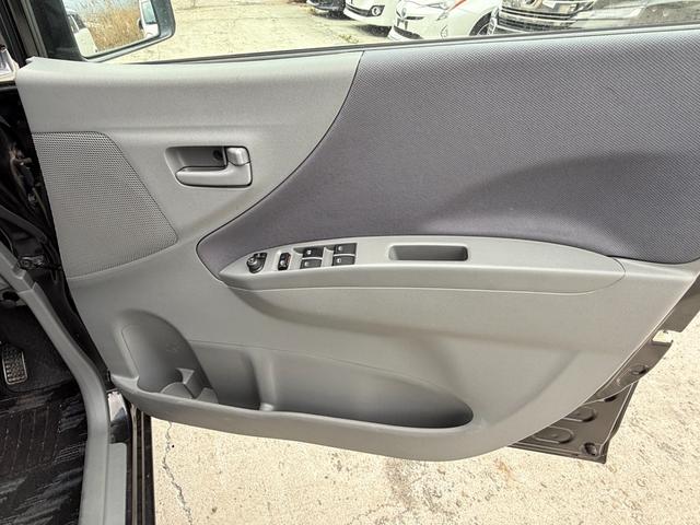 ムーヴ Ｘ　４ＷＤ，　検令和８年６月２８日，　スタッドレス装着済，　夏冬タイヤ付，　タイミングチェーン（32枚目）