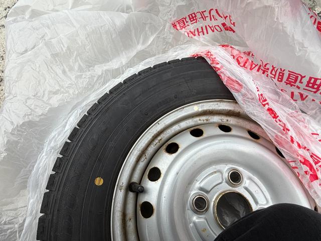 ムーヴ Ｘ　４ＷＤ，　検令和８年６月２８日，　スタッドレス装着済，　夏冬タイヤ付，　タイミングチェーン（33枚目）