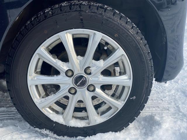 デイズルークス Ｘ　Ｖセレクション　４ＷＤ　検令和８年１１月１９日　スタッドレス装着　フルセグＴＶ　Ｂカメラ　純正エンスタ　Ｂｌｕｅｔｏｏｔｈ　ＥＴＣ　シートヒーター　両側パワースライドドア　横滑り防止装置　衝突軽減　全方位カメラ（10枚目）