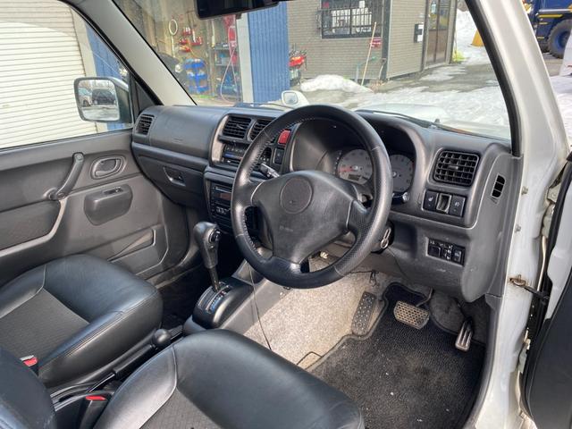 ジムニー ランドベンチャー　４ＷＤ　検令和９年９月１日　Ｂカメラ　ＥＴＣ　前後ドラレコ　シートヒーター　Ｔチェーン（30枚目）