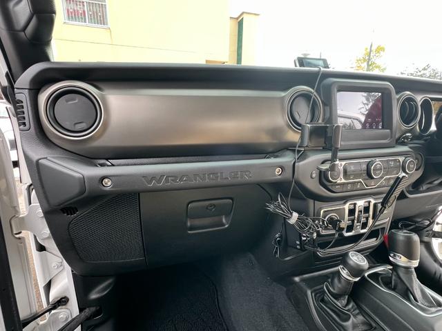 ジープ・ラングラーアンリミテッド スポーツ(31枚目)