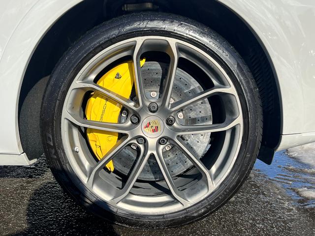 カイエンクーペ カイエンターボS E‐ハイブリッド クーペ(12枚目)