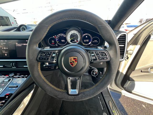 カイエンクーペ カイエンターボS E‐ハイブリッド クーペ(28枚目)