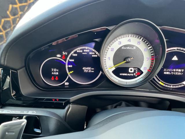 カイエンクーペ カイエンターボS E‐ハイブリッド クーペ(31枚目)
