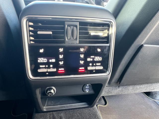 カイエンクーペ カイエンターボS E‐ハイブリッド クーペ(47枚目)