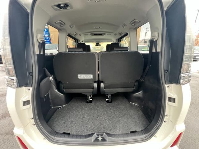 ヴォクシー ＺＳ　煌ＩＩ　ワンオーナー／寒冷地仕様／純正エンジンスターター／リアヒーター／純正ナビ／フルセグ／ＬＥＤヘッドライト／両側パワースライドドア（22枚目）