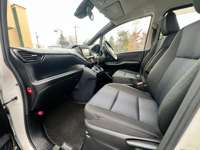 ヴォクシー ＺＳ　煌ＩＩ　ワンオーナー／寒冷地仕様／純正エンジンスターター／リアヒーター／純正ナビ／フルセグ／ＬＥＤヘッドライト／両側パワースライドドア（30枚目）