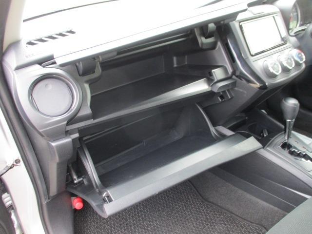 カローラアクシオ ＥＸ　４ＷＤ　純正ナビ　Ｂｌｕｅｔｏｏｔｈ付　寒冷地仕様　ワイパーデアイサー　衝突被害軽減ブレーキ　横滑り防止　スマートキー２個　社外アルミ　社外バックカメラ付　ＥＴＣ　法人ワンオーナー車　積込タイヤセット（30枚目）