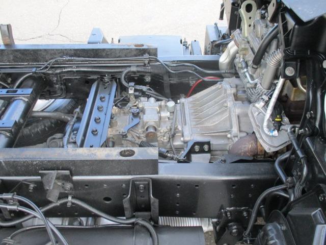 キャンター 全低床ダンプ　外装オールペイント済み　５ＭＴ３ペダル　車両総重量５．０ｔ未満　４ナンバー　エアコン　パワステ　パワーウィンドウ　ＡＢＳ　運転席エアバック　荷台内寸長さ３０５ｃｍ幅１６０ｃｍ高さ３２ｃｍ　ＥＴＣ（24枚目）