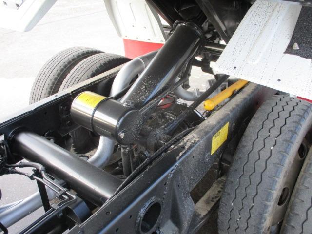 キャンター 全低床ダンプ　外装オールペイント済み　５ＭＴ３ペダル　車両総重量５．０ｔ未満　４ナンバー　エアコン　パワステ　パワーウィンドウ　ＡＢＳ　運転席エアバック　荷台内寸長さ３０５ｃｍ幅１６０ｃｍ高さ３２ｃｍ　ＥＴＣ（30枚目）