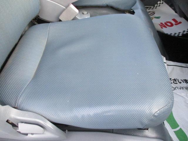 キャンター 全低床ダンプ　外装オールペイント済み　５ＭＴ３ペダル　車両総重量５．０ｔ未満　４ナンバー　エアコン　パワステ　パワーウィンドウ　ＡＢＳ　運転席エアバック　荷台内寸長さ３０５ｃｍ幅１６０ｃｍ高さ３２ｃｍ　ＥＴＣ（47枚目）