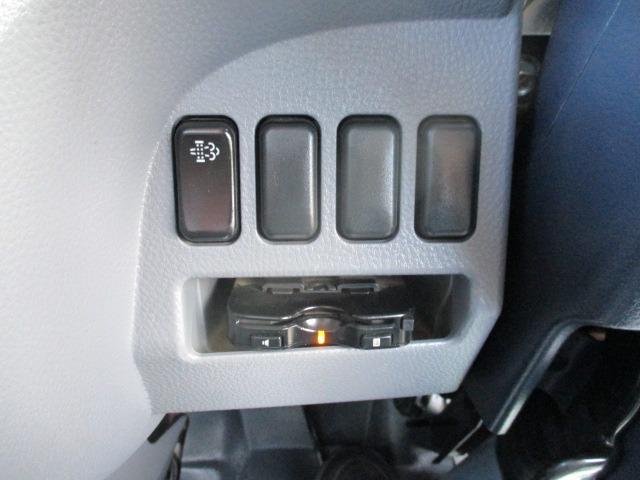 キャンター 全低床ダンプ　外装オールペイント済み　５ＭＴ３ペダル　車両総重量５．０ｔ未満　４ナンバー　エアコン　パワステ　パワーウィンドウ　ＡＢＳ　運転席エアバック　荷台内寸長さ３０５ｃｍ幅１６０ｃｍ高さ３２ｃｍ　ＥＴＣ（54枚目）