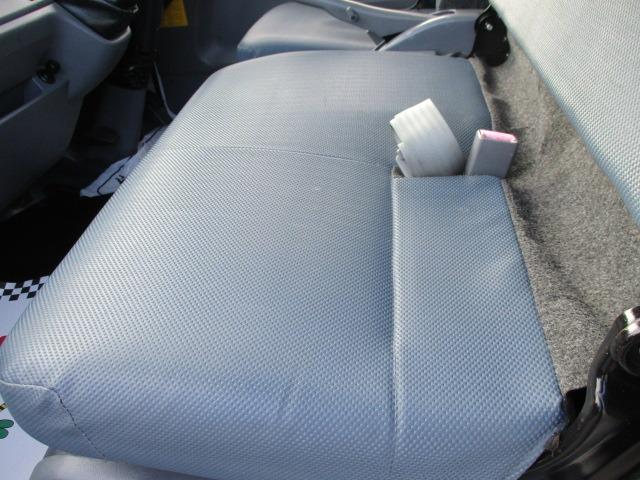 キャンター 全低床ダンプ　外装オールペイント済み　５ＭＴ３ペダル　車両総重量５．０ｔ未満　４ナンバー　エアコン　パワステ　パワーウィンドウ　ＡＢＳ　運転席エアバック　荷台内寸長さ３０５ｃｍ幅１６０ｃｍ高さ３２ｃｍ　ＥＴＣ（55枚目）