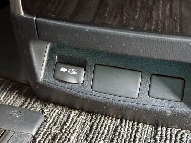 ヴェルファイアハイブリッド ＺＲ　Ｇエディション　後期　１０型ナビＴＶ　黒革エグゼクティブシート　３眼ＬＥＤシーケンシャル　パワーバックドア　１５００Ｗ電源　シートエアコン　後席シートヒーター　レーダークルーズコントロール　両側パワースライドドア（26枚目）