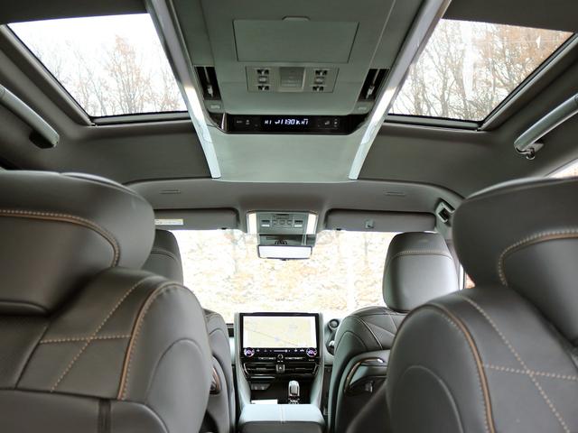 ヴェルファイアハイブリッド Z プレミア GRフルエアロ&マフラー メーカーナビTV 黒革エグゼクティブシート 左右独立ムーンルーフ トヨタチームイメイト デジタルインナーミラー 全周囲カメラ パワーバックドア ブラインドスポットモニター(65枚目)