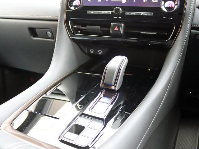 カーセブン札幌清田店は、国道３６号線沿いにございます。「７」の看板が目印でございます！お気軽にご来店下さい！