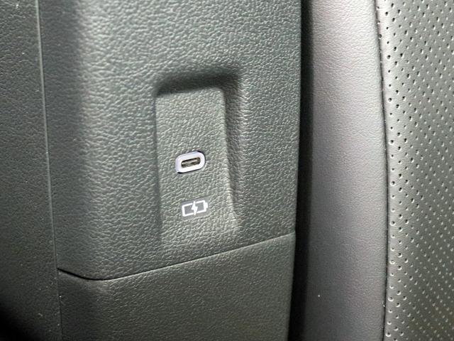 ヴェルファイアハイブリッド Ｚ　プレミア　１４型ディスプレイオーディオ　フリップダウンモニター　黒革エグゼクティブ　左右独立ムーンルーフ　デジタルインナーミラー　トヨタチームメイト　シートエアコン　セーフティセンス　全周囲カメラ（24枚目）