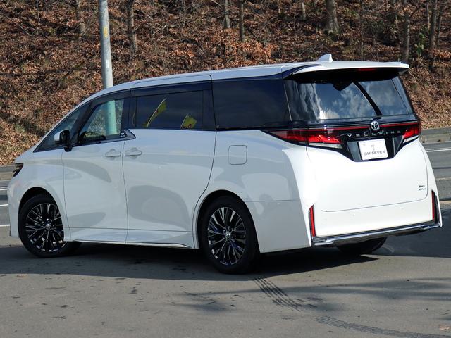 ヴェルファイアハイブリッド Ｚ　プレミア　１４型ディスプレイオーディオ　フリップダウンモニター　黒革エグゼクティブ　左右独立ムーンルーフ　デジタルインナーミラー　トヨタチームメイト　シートエアコン　セーフティセンス　全周囲カメラ（41枚目）