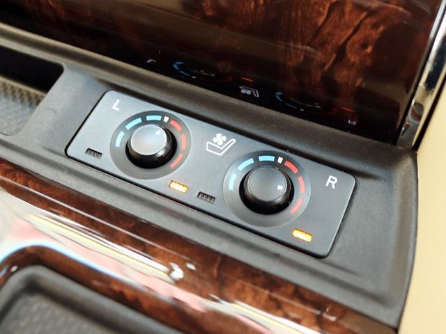 ヴェルファイアハイブリッド V Lエディション 後期 JBLサウンド モデリスタエアロ ツインムーンルーフ フリップダウンM 3眼LED 革エグゼクティブ デジタルインナーミラー 全周囲カメラ 1500W電源 シートエアコン ブラインドスポットM(18枚目)