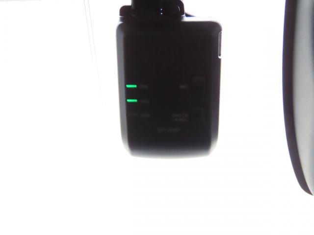 WR-V Z 当社試乗車 純正ナビ エンスタ ドラレコ TVフル リアカメラ ETC(4枚目)