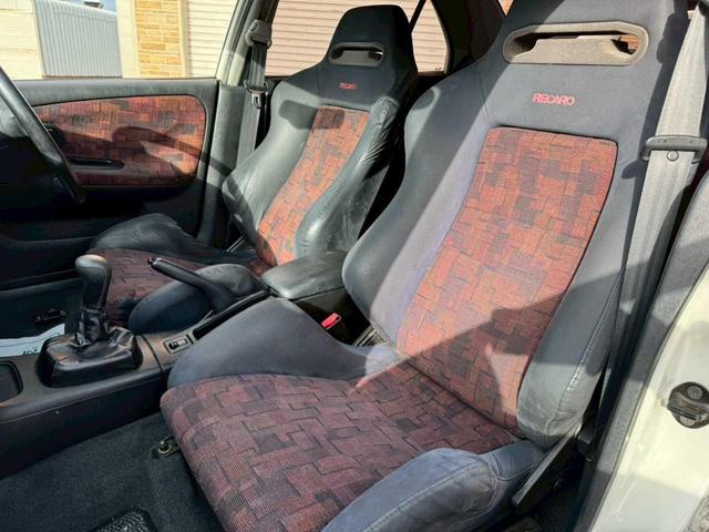 MITSUBISHI LANCER GSR EVOLUTION IV