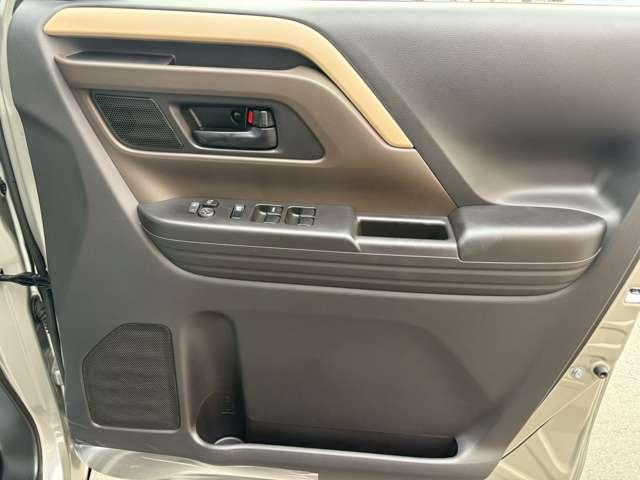 スペーシア ハイブリッドG スマートキー 踏み間違い防止装置 両側スライドドア キーレス レーンキープアシスト 横滑り防止装置 盗難防止装置 パワーウィンドウ パワステ フルフラットシート オートエアコン アイドリングストップ(33枚目)