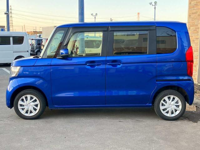 Ｎ－ＢＯＸ Ｇ・Ｌホンダセンシング　４ＷＤ　社外ワンセグナビ　バックカメラ　ＥＴＣ　左側パワースライドドア　プッシュスタート　ＨＤＭＩ　ＵＳＢ　横滑り防止装置　冬タイヤ　衝突軽減ブレーキ　バニティミラー（9枚目）