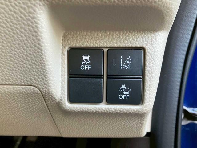 Ｎ－ＢＯＸ Ｇ・Ｌホンダセンシング　４ＷＤ　社外ワンセグナビ　バックカメラ　ＥＴＣ　左側パワースライドドア　プッシュスタート　ＨＤＭＩ　ＵＳＢ　横滑り防止装置　冬タイヤ　衝突軽減ブレーキ　バニティミラー（18枚目）