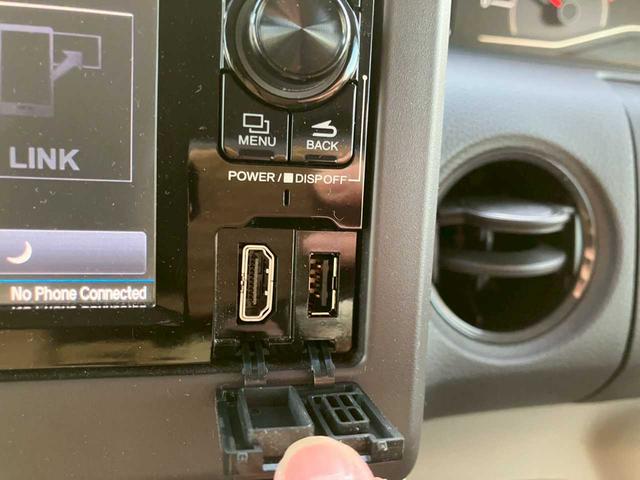 Ｎ－ＢＯＸ Ｇ・Ｌホンダセンシング　４ＷＤ　社外ワンセグナビ　バックカメラ　ＥＴＣ　左側パワースライドドア　プッシュスタート　ＨＤＭＩ　ＵＳＢ　横滑り防止装置　冬タイヤ　衝突軽減ブレーキ　バニティミラー（24枚目）