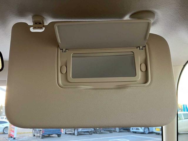 Ｎ－ＢＯＸ Ｇ・Ｌホンダセンシング　４ＷＤ　社外ワンセグナビ　バックカメラ　ＥＴＣ　左側パワースライドドア　プッシュスタート　ＨＤＭＩ　ＵＳＢ　横滑り防止装置　冬タイヤ　衝突軽減ブレーキ　バニティミラー（32枚目）