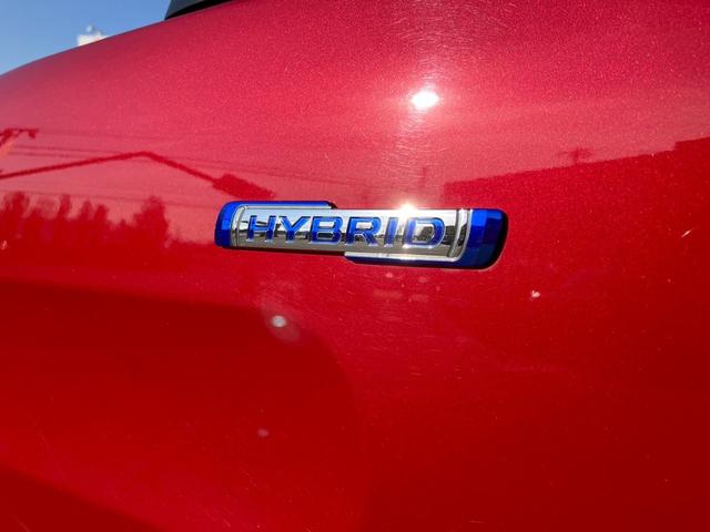 スペーシア ハイブリッドＸ　４ＷＤ　衝突被害軽減ブレーキ　両側電動スライドドア　シートヒーター　冬タイヤ　スマートキー　プッシュスタート　フェニックスレッドパール（12枚目）