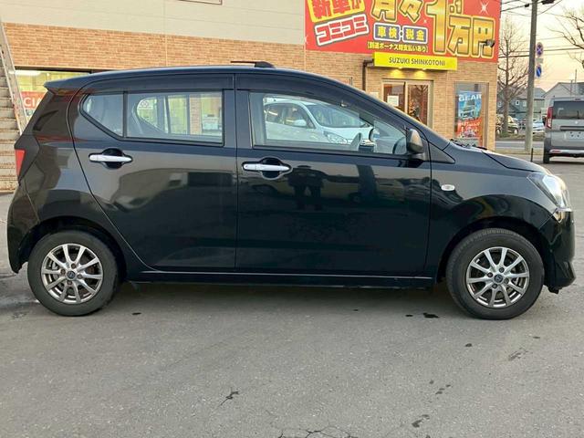 ミライース Ｌ　ＳＡＩＩＩ　４ＷＤ　社外１ＤＩＮオーディオ　ドライブレコーダー前方　横滑り防止装置　オートハイビーム　マニュアルエアコン　夏タイヤ　ブラックマイカメタリック（4枚目）