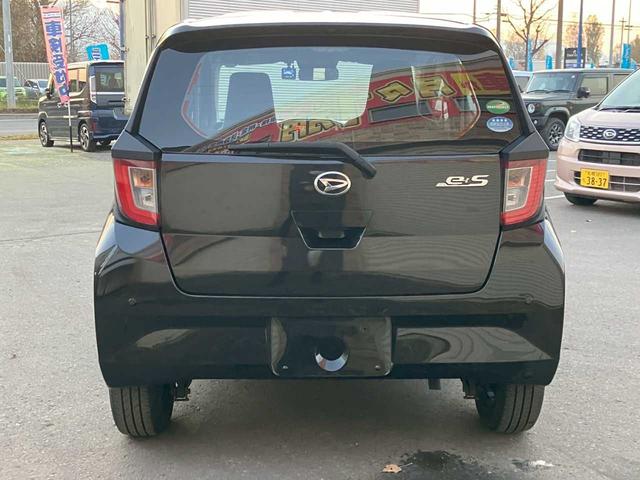 ミライース Ｌ　ＳＡＩＩＩ　４ＷＤ　社外１ＤＩＮオーディオ　ドライブレコーダー前方　横滑り防止装置　オートハイビーム　マニュアルエアコン　夏タイヤ　ブラックマイカメタリック（6枚目）