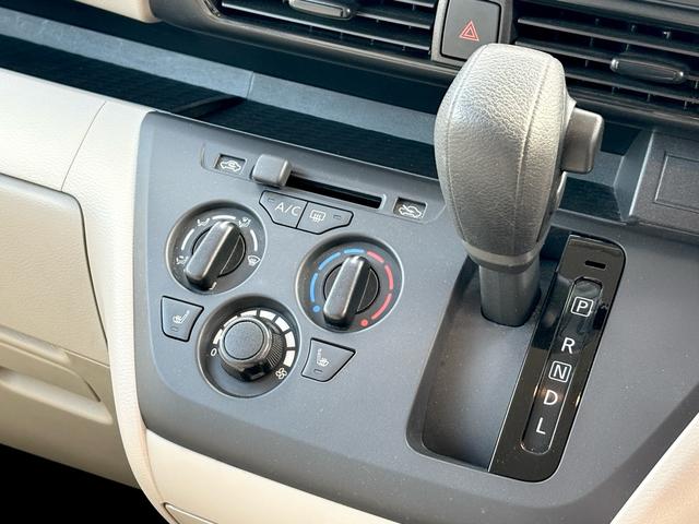 こちらの「ＥＫスペース」ですが、内装外装共にかなり状態の良い一台となっております！