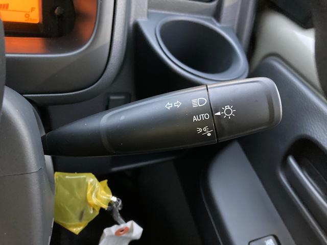 キャリイトラック ＫＣエアコン・パワステ　７型　パートタイム４ＷＤ　別途当社パックで快適に　ラジオ付き　ハロゲンヘッドランプ　アイドリングストップ　リヤパーキングセンサー　キーレスエントリー　横滑り防止　マニュアルエアコン（26枚目）