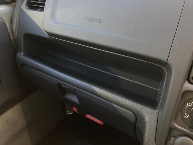 キャリイトラック ＫＣエアコン・パワステ　７型　パートタイム４ＷＤ　別途当社パックで快適に　ラジオ付き　ハロゲンヘッドランプ　アイドリングストップ　リヤパーキングセンサー　キーレスエントリー　横滑り防止　マニュアルエアコン（38枚目）