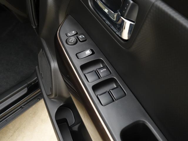 クロスビー 【スズキの日】HYBRID MZ 3型 4WD 全方位カメラ 別途当社パックでさらに快適に アルミホイール LEDヘッドランプ LEDフォグランプ SRSエアバック イモビライザー 衝突被害軽減ブレーキ 後退時ブレーキサポート(18枚目)