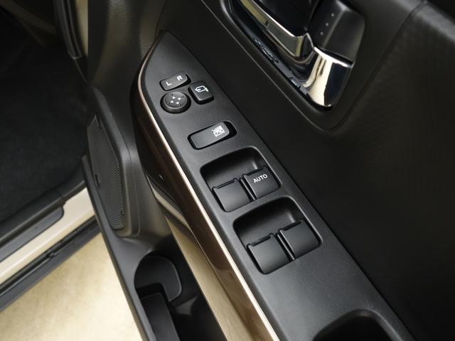 クロスビー 【スズキの日】HYBRID MZ 4型 4WD 全方位カメラ 別途当社パックでさらに快適に アルミホイール LEDヘッドランプ LEDフォグランプ SRSエアバック イモビライザー 衝突被害軽減ブレーキ 後退時ブレーキサポート(19枚目)
