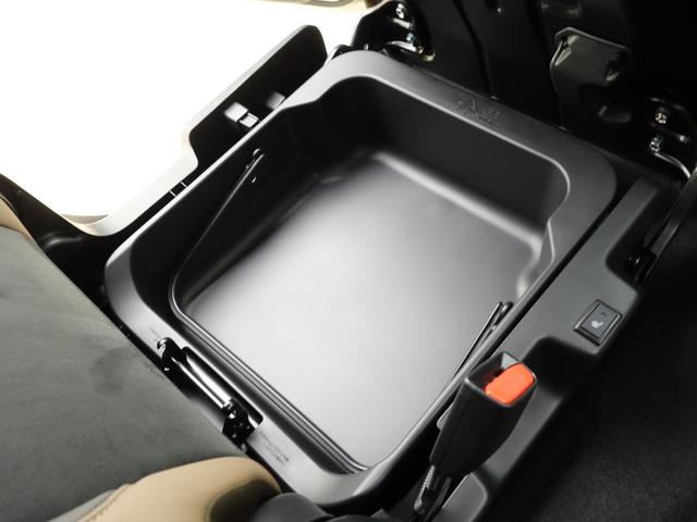 クロスビー 【スズキの日】HYBRID MZ 4型 4WD 全方位カメラ 別途当社パックでさらに快適に アルミホイール LEDヘッドランプ LEDフォグランプ SRSエアバック イモビライザー 衝突被害軽減ブレーキ 後退時ブレーキサポート(37枚目)